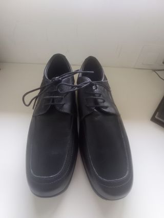 Zapatos Piel Hombre Negros - Nuevos