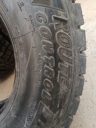 4. 315/70R22.5 154/150L-152/148M