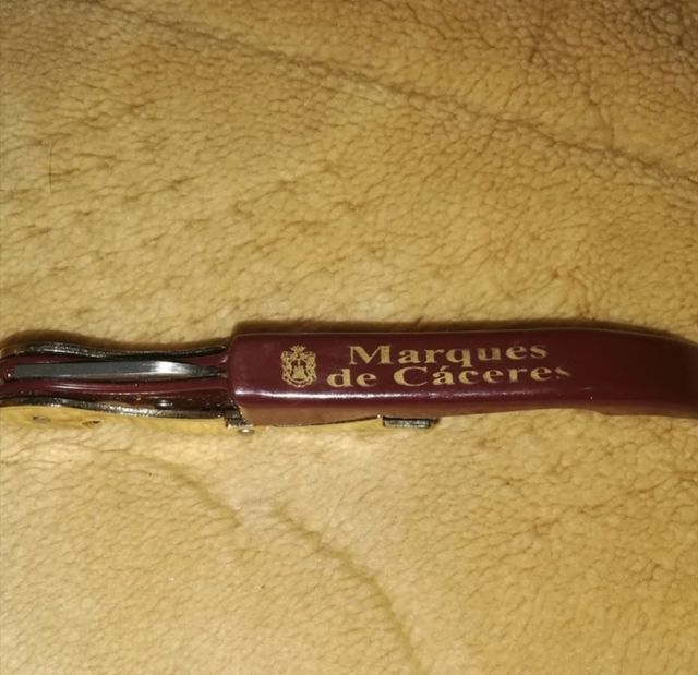 Abridor Marques de Cáceres