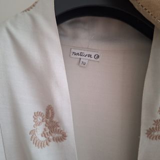 Kimono corto, Natura