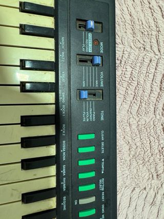 Casio PT-22 Piano Electrónico Vintage