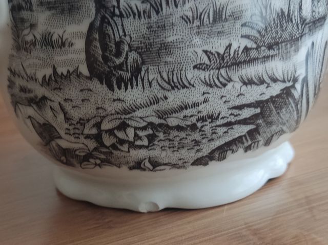 Antica caffettiera in porcellana Pontesa