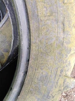 Neumáticos tractor usados 16.9r34