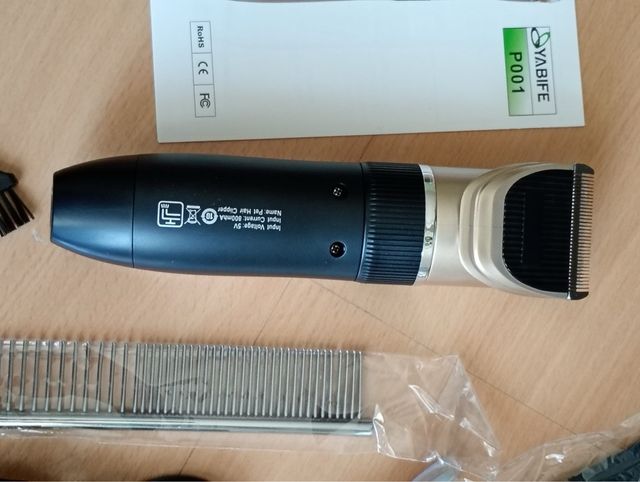 Aparador de Pelo de Mascotas YABIFE P001