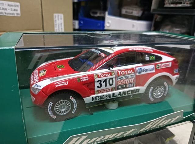 Mitsubishi Avant Slot redecorado nuevo