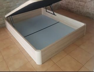 Canapes abatibles: madera o polipiel