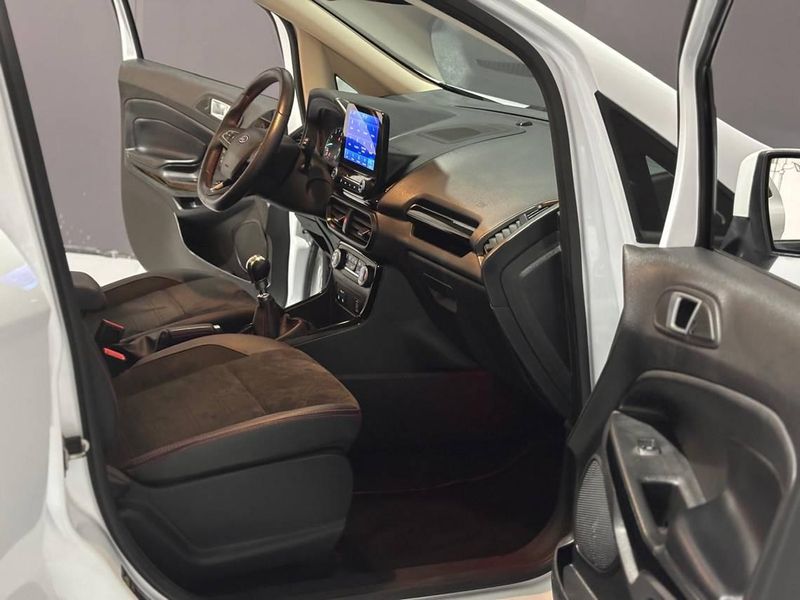 Ford EcoSport 1.0T EcoBoost S&S ST Line 2023, foto 13