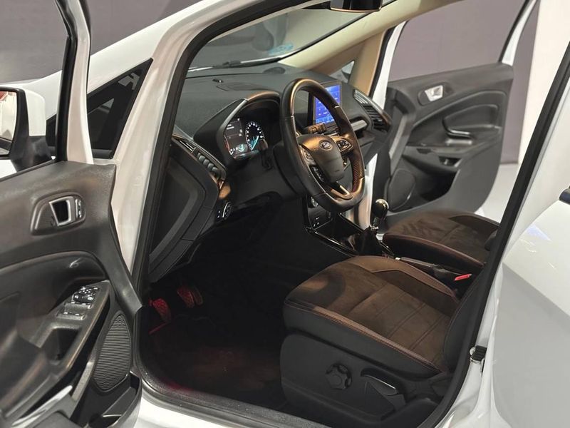 Ford EcoSport 1.0T EcoBoost S&S ST Line 2023, foto 18