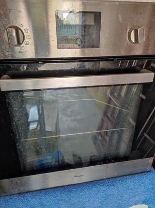 Horno eléctrico Whirlpool empotrable en buen estad