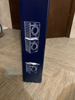 Kit Impilaggio Electrolux con ripiano