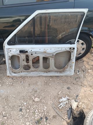 Opel Corsa A 3p puerta delantera 