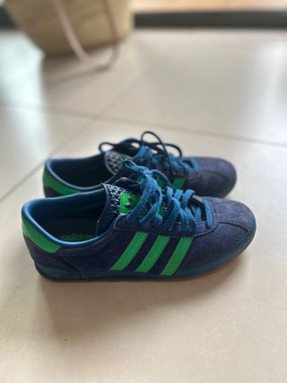 Zapatillas Adidas - Azul y Verde