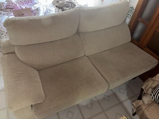 Divano ad angolo beige - ideale per anziani