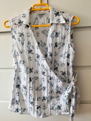 Blusa sin mangas estampado