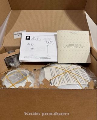 LÁMPARA ORIGINAL LOUIS POULSEN NUEVA EN SU CAJA