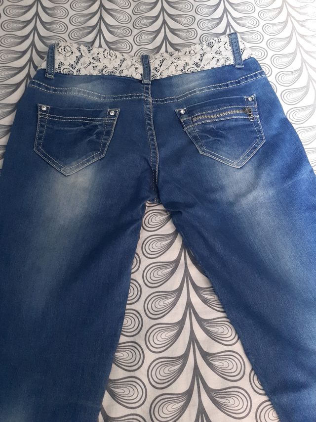 Vaqueros cintura encaje - azules