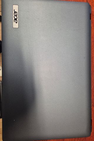 Portátil Acer Aspire 5733Z