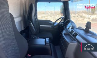 MAN TGM 15250 BL con Plataforma Dhollandia 2016
