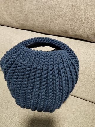 Bolso tejido azul marino