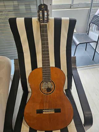 Guitarra clásica Admira Málaga