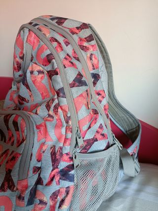 Mochila escolar, Roxy.