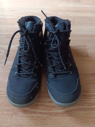 Bota Quechua negra 