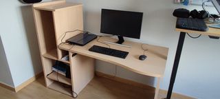 Escritorio ordenador madera beige