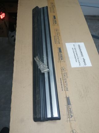 Moldura Mercedes Benz