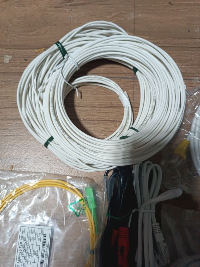 Cables red Internet: Fibra óptica, RJ45