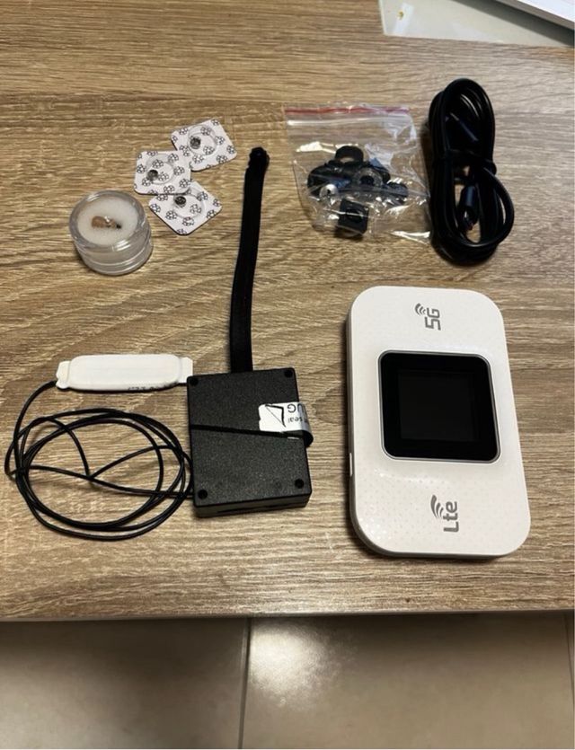 Fotocamera a bottone 4K con microfono e router