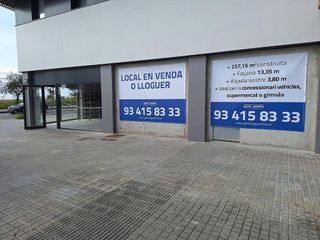 Local comercial en alquiler en Casagemes - Canyadó en Badalona