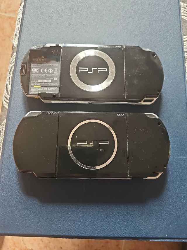 2x PSP -- 1 solo falla el lector
