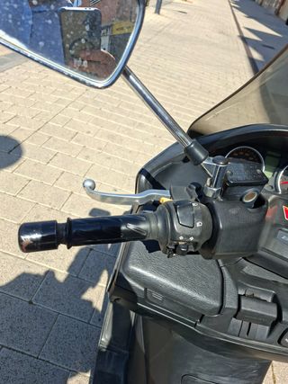 suzuki burgman 400