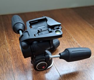 Manfrotto 804RC2 - Rótula Pan Tilt