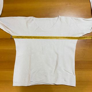 Maglia Manica Lunga Scollo a V Bianco Basic