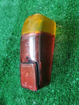 TULIPA PILOTO TRASERO DERECHO SEAT 600 E