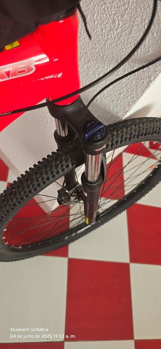 Bicicleta montaña 600€ negociables 