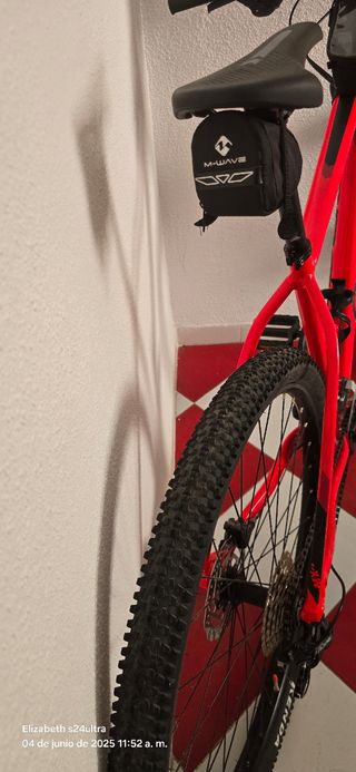 Bicicleta montaña 600€ negociables 