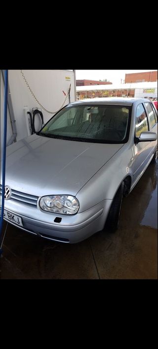 Volkswagen Golf 2001