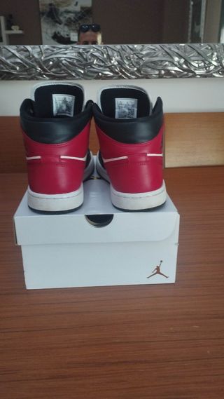 Nike Air Jordan 1 Mid - Talla 41
