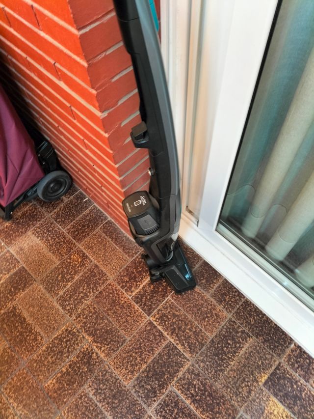 Aspirapolvere Cecotec Conga RockStar 800