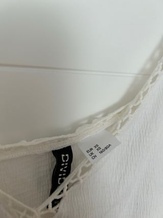 Top blanco mujer c/bordado XS