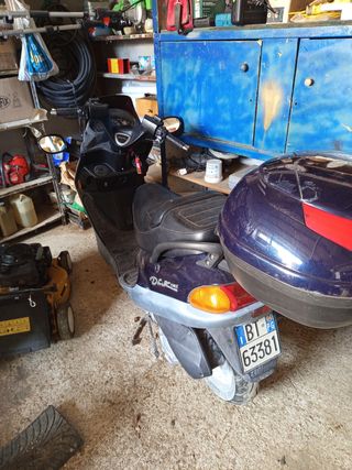 KYMCO Dink 125cc - Scooter 2004
