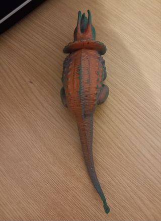 Dinosaurio Triceratops Juguete