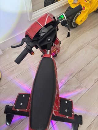 Moto eléctrica infantil Spiderman precio negonegoc