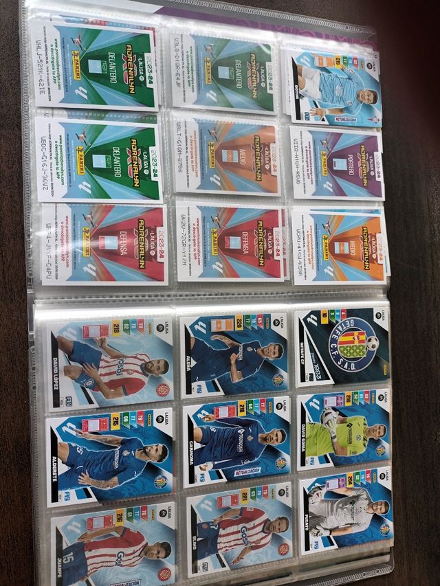 Álbum cromos Adrenalyn XL 23-24