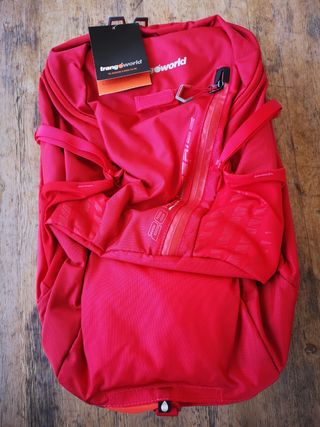 Mochila TrangoWorld HBT 28 Roja