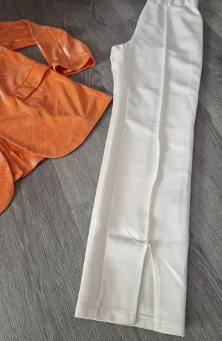 Conjunto de pantalón y americana 
