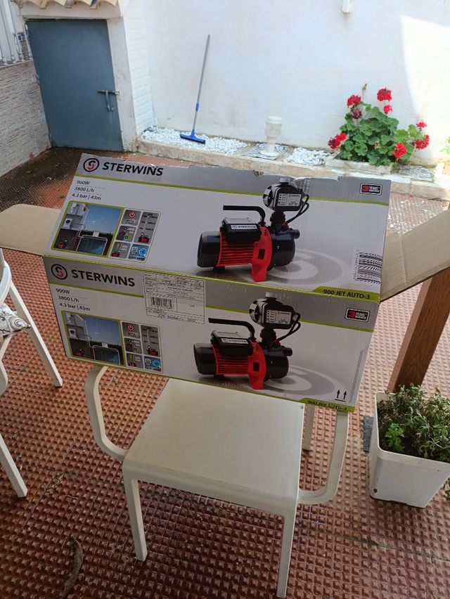 Bomba agua Sterwins 900