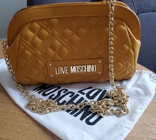 Bolso Love Moschino amarillo acolchado